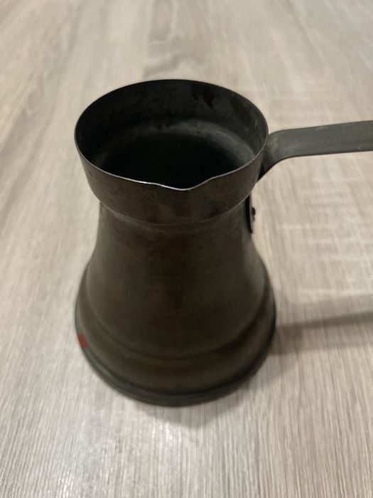 Ozdobny tygielek do kawy