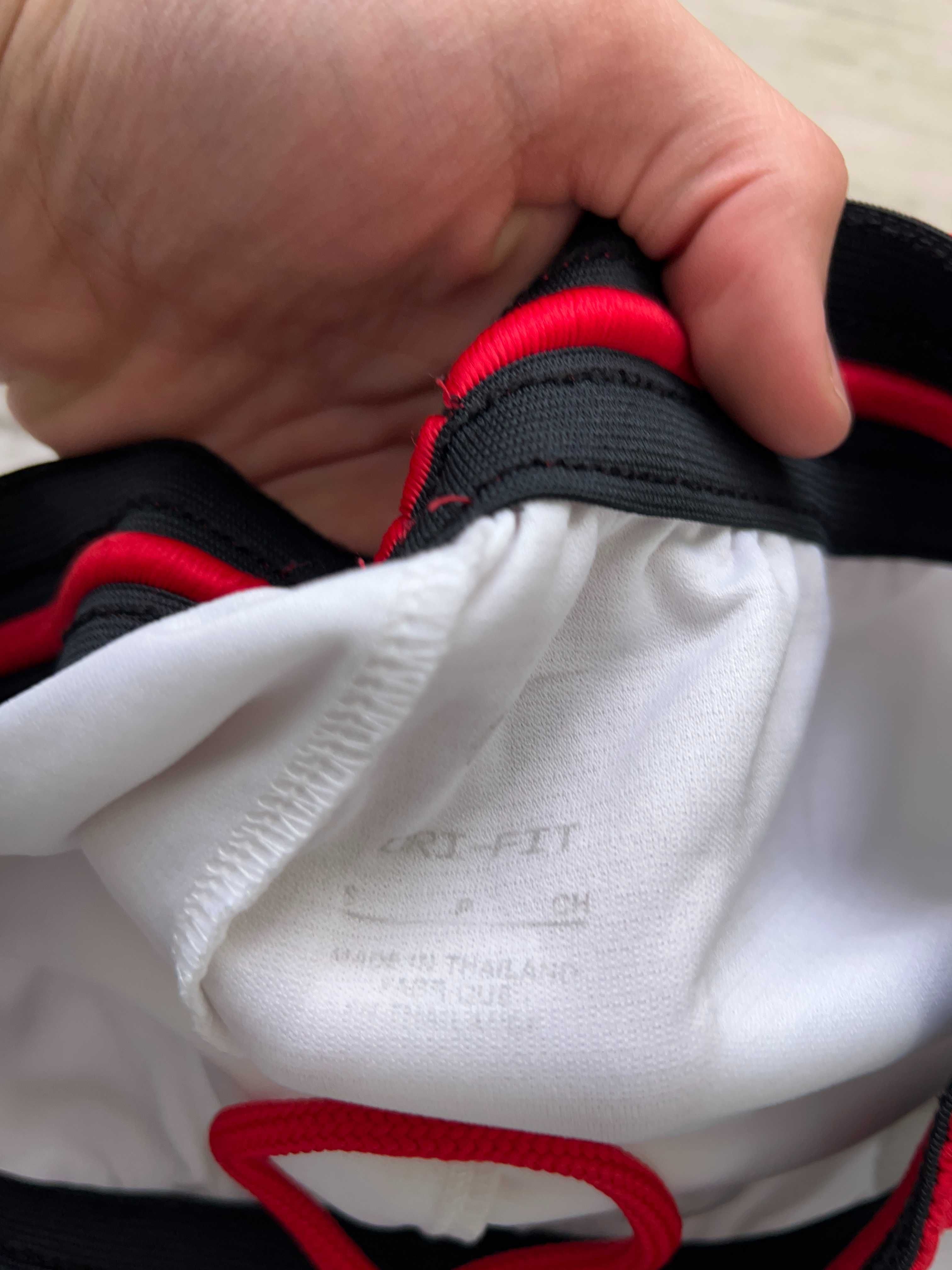 Nike Swoosh баскетбольні спортивні шорти в зал на тренування розмір S