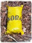 Kora Sosnowa 80l Super !! Średnia gruba drobna zrabka podloze