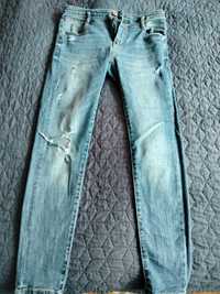 Jeansy Stradivarius 40