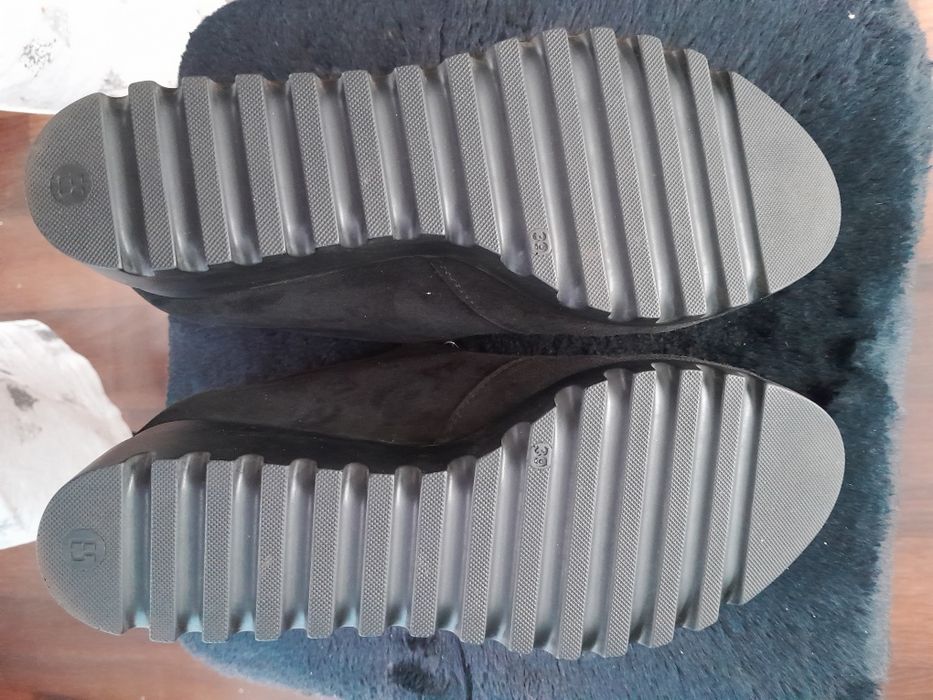 Демісезонні жіночі туфлі.