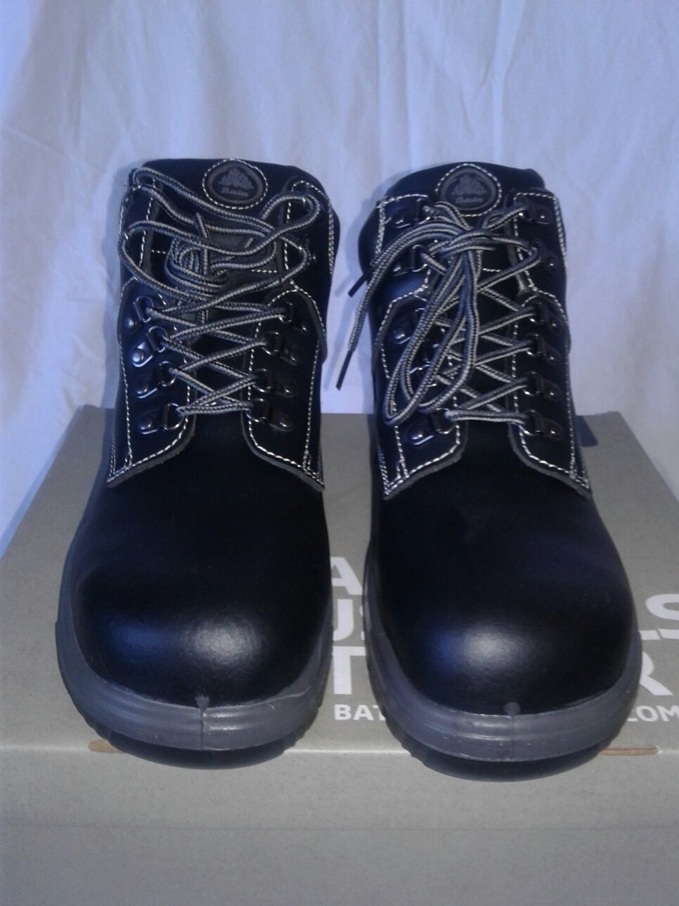 Nowe Buty 42 holenderskie  "bata"stockholm 2s3
