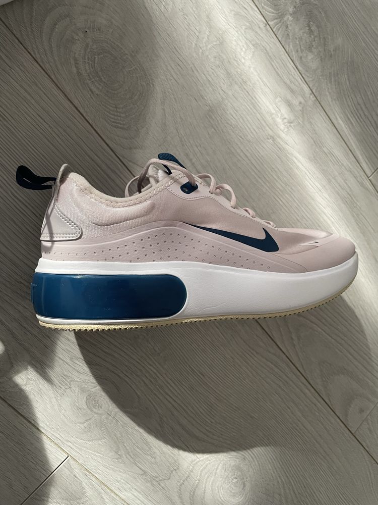Кросівки жіночі  Air Max Dia CI3898 600