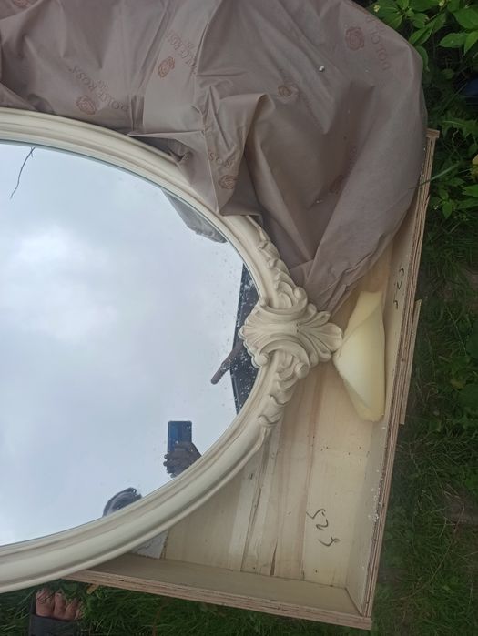 Дзеркало в декоративній обробці