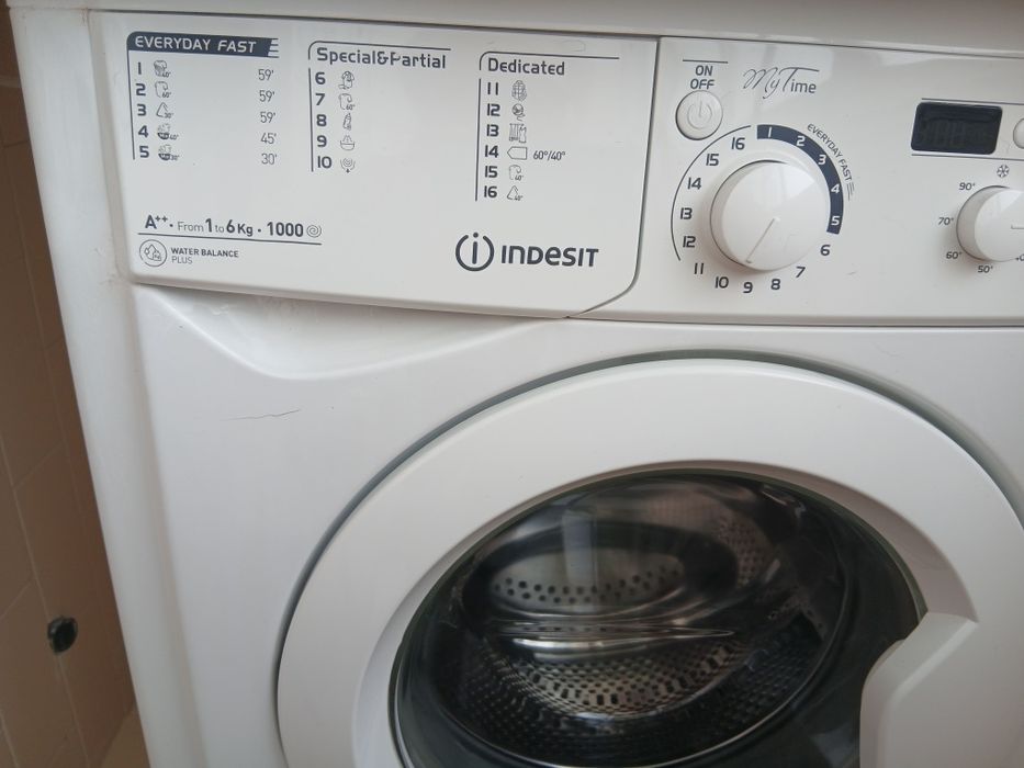 Máquina de lavar roupa