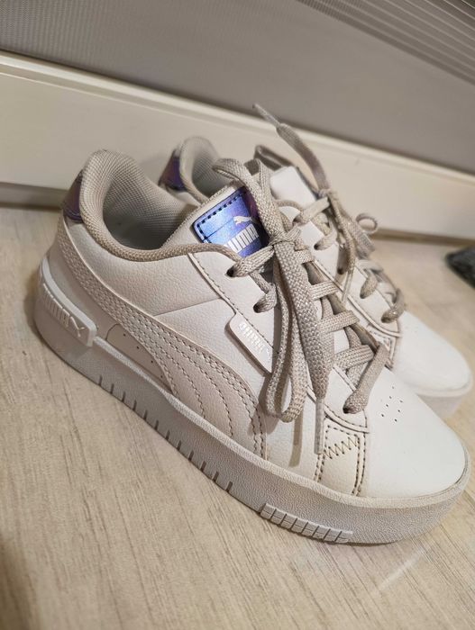 Buty PUMA r. 31 dł. wkł. 19 cm