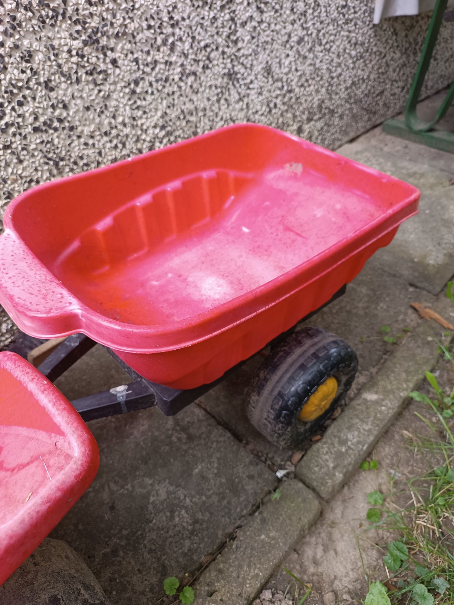 Mini quad z przyczepką – jeździk dla dziecka
