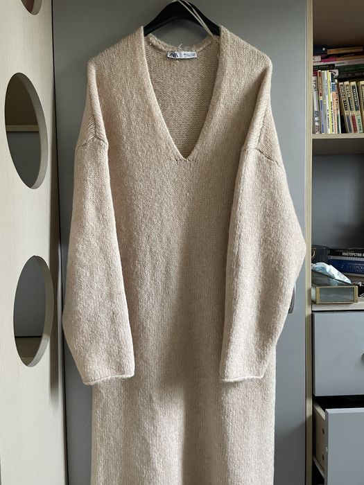 Zara стильное платье с альпакой