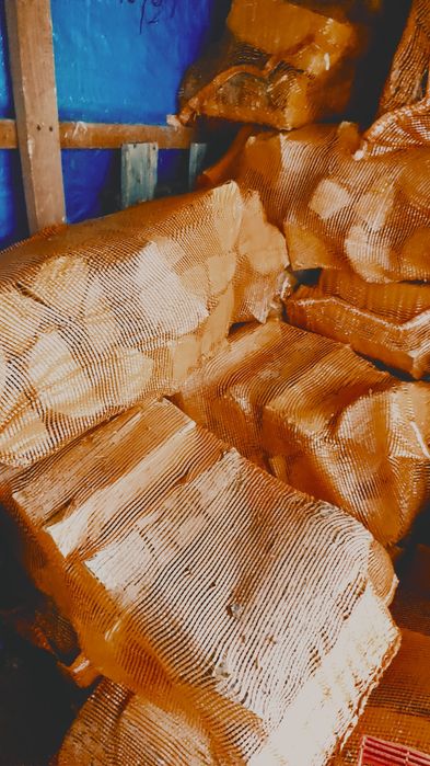 Drewno kominkowe sezonowane buk/grab duże worki worki 50 l