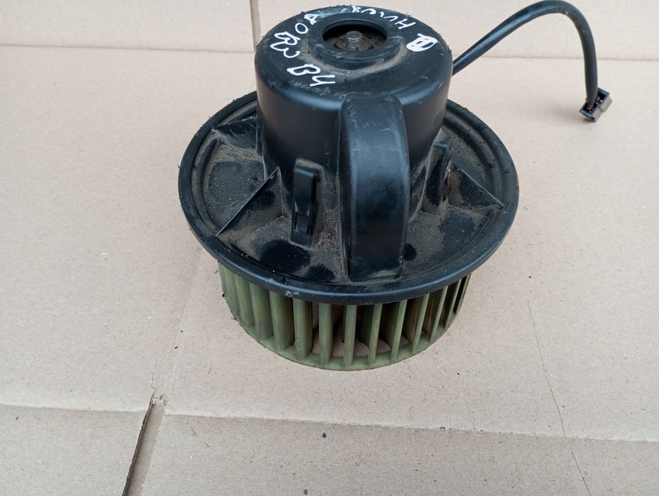 Вентилятор пічки печки моторчик Audi 80 B3 B4 Ауді
