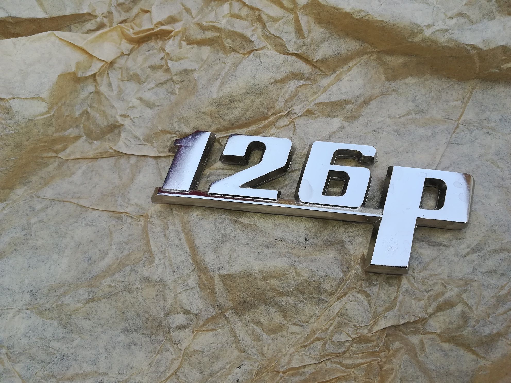 Fiat 126p emblemat chromowany matalowy nowy
