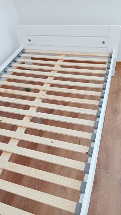 Łóżko drewniane 120x200