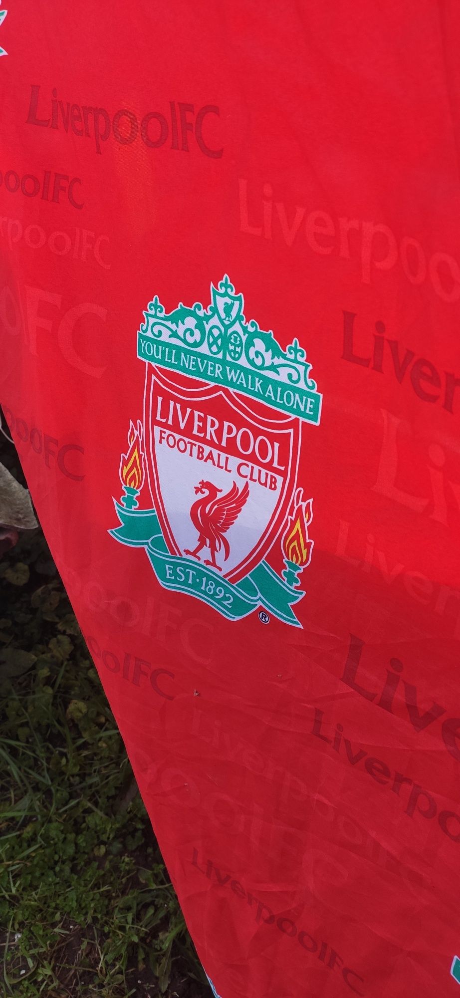 штора футбольного клубу " Liverpool"
