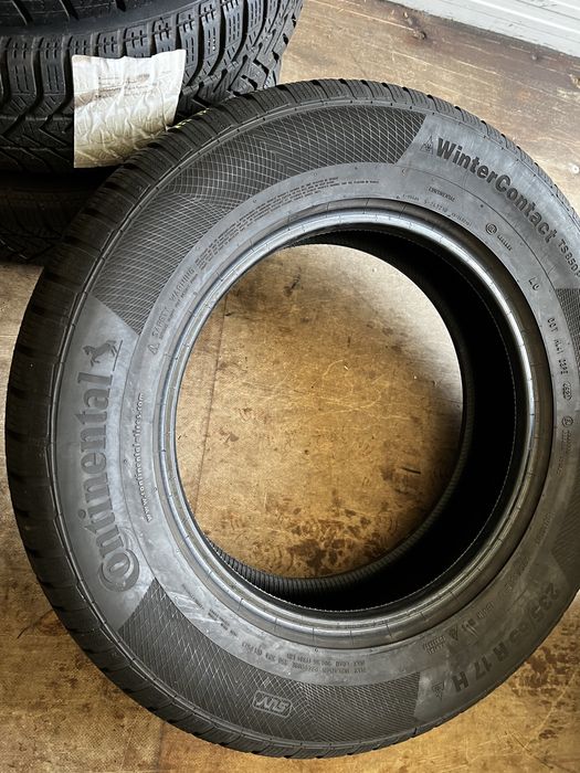 Dwie opony continental wintercontact ts 850 235/65/17 202r.