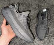 Adidas yeezy 350 v2 if3219 оригінал нові 43/27.5