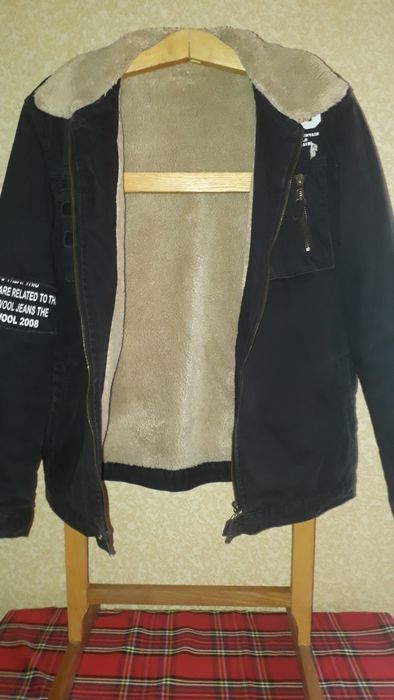 Джинсовая куртка.