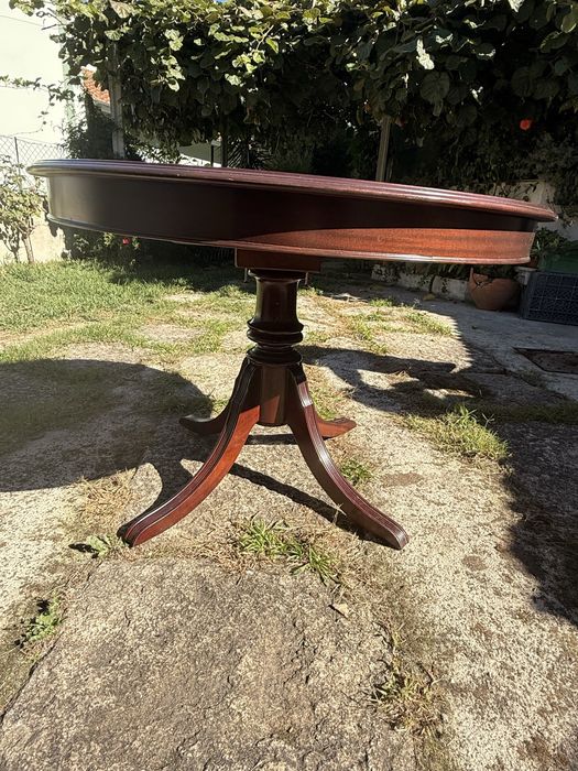 Mesa Madeira Mogno