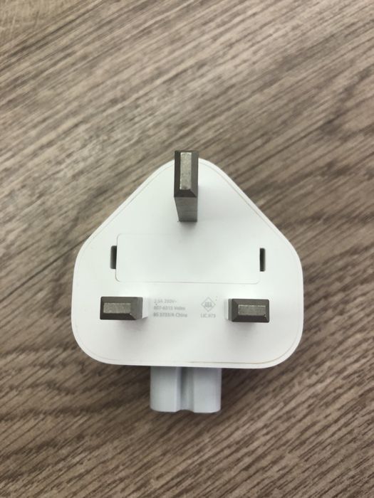 Штекер для адаптера живлення для Apple прилад