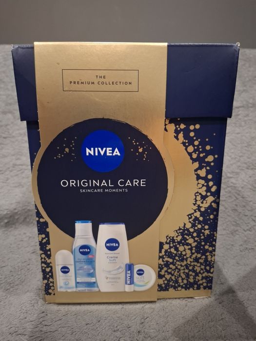 Zestaw kosmetyków Nivea w prezentowym pudełku