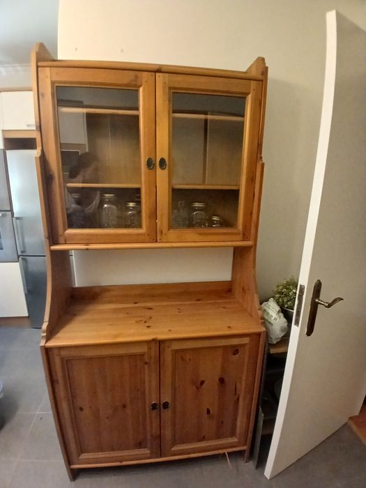 Móvel louceiro (cozinha)