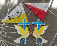 Dekoracja okienna Duch Święty + chorągiewka barwy polskie i papieskie