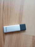 Pendrive USB 3.0 Hama Laeta,16 GB otwierany.