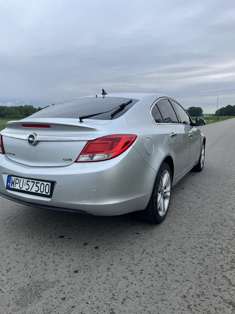 Insignia  2.0 163km salon polska