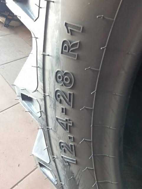 Opona 12,4-28 VK TYRE 8PR.NOWA!!!