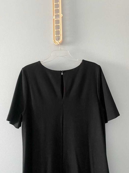 Next sukienka czarna dołem falbana duża 18 biurowa wizytowa