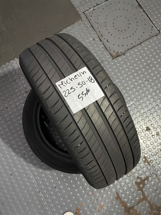 Pneus 225-50-R18