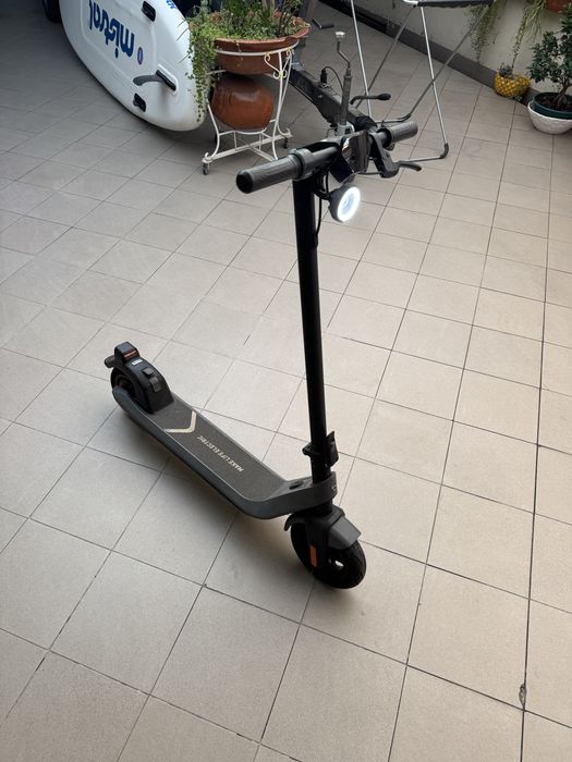 Trotinete elétrica NIU KQi2 Pro – como nova!
