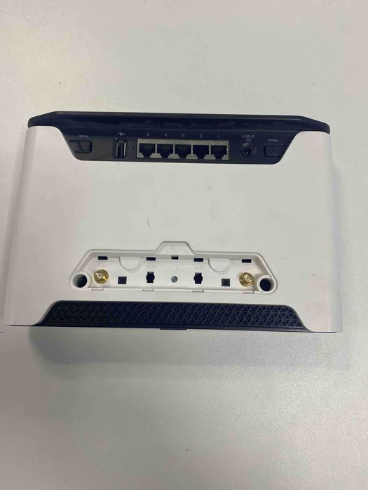 Маршрутизатор MikroTik Chateau LTE12