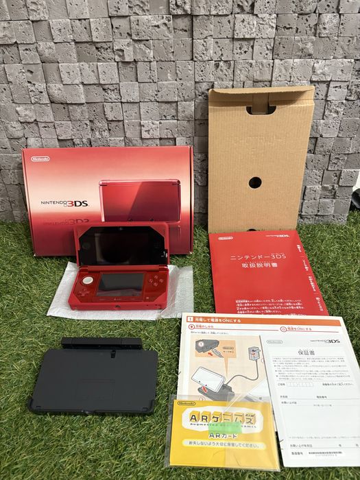 Nintendo 3DS RED Японка стан нової