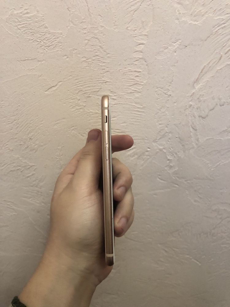 Iphone 8 64gb gold