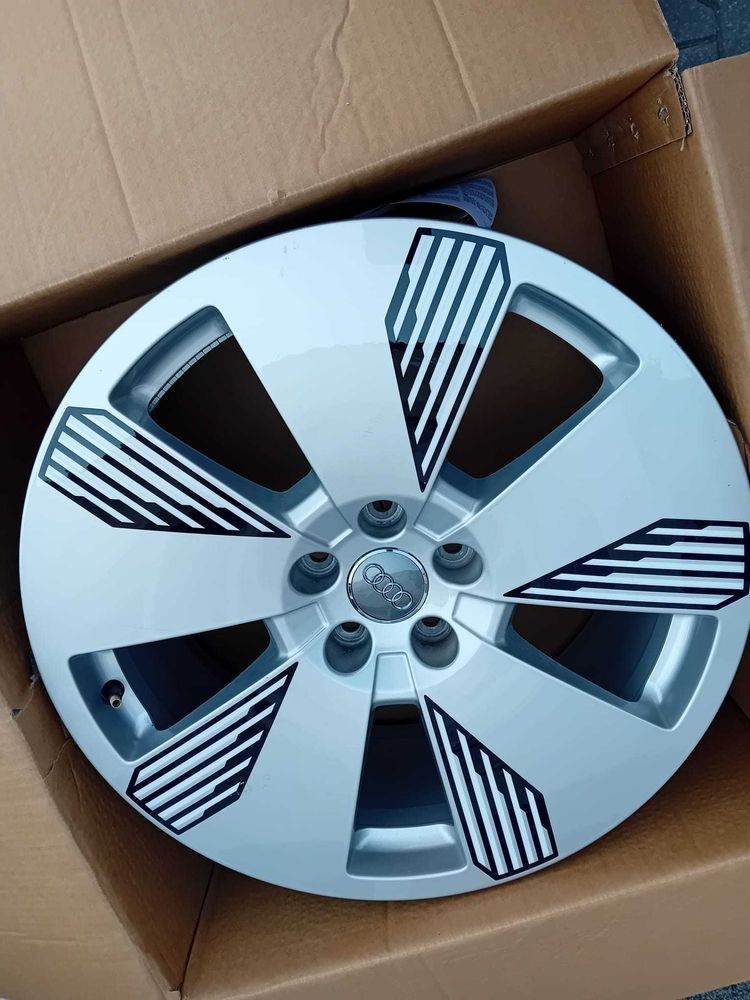 4x felgi 19 5x112 Audi A3 A4 B9 A5 S5 A6 C6 C7 C8 A7 A8 Q3 Q5