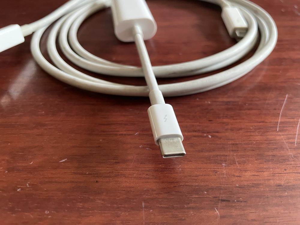 Cabo thunderbolt 1,5 mt e adaptador thunderbolt usb-c