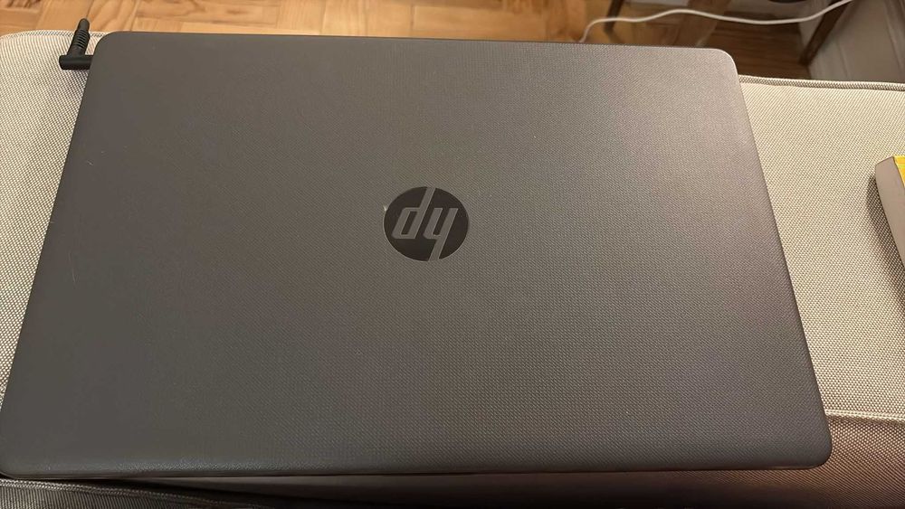 HP 15 – Intel Core i3 (7ª Geração) – Em Excelente Estado
