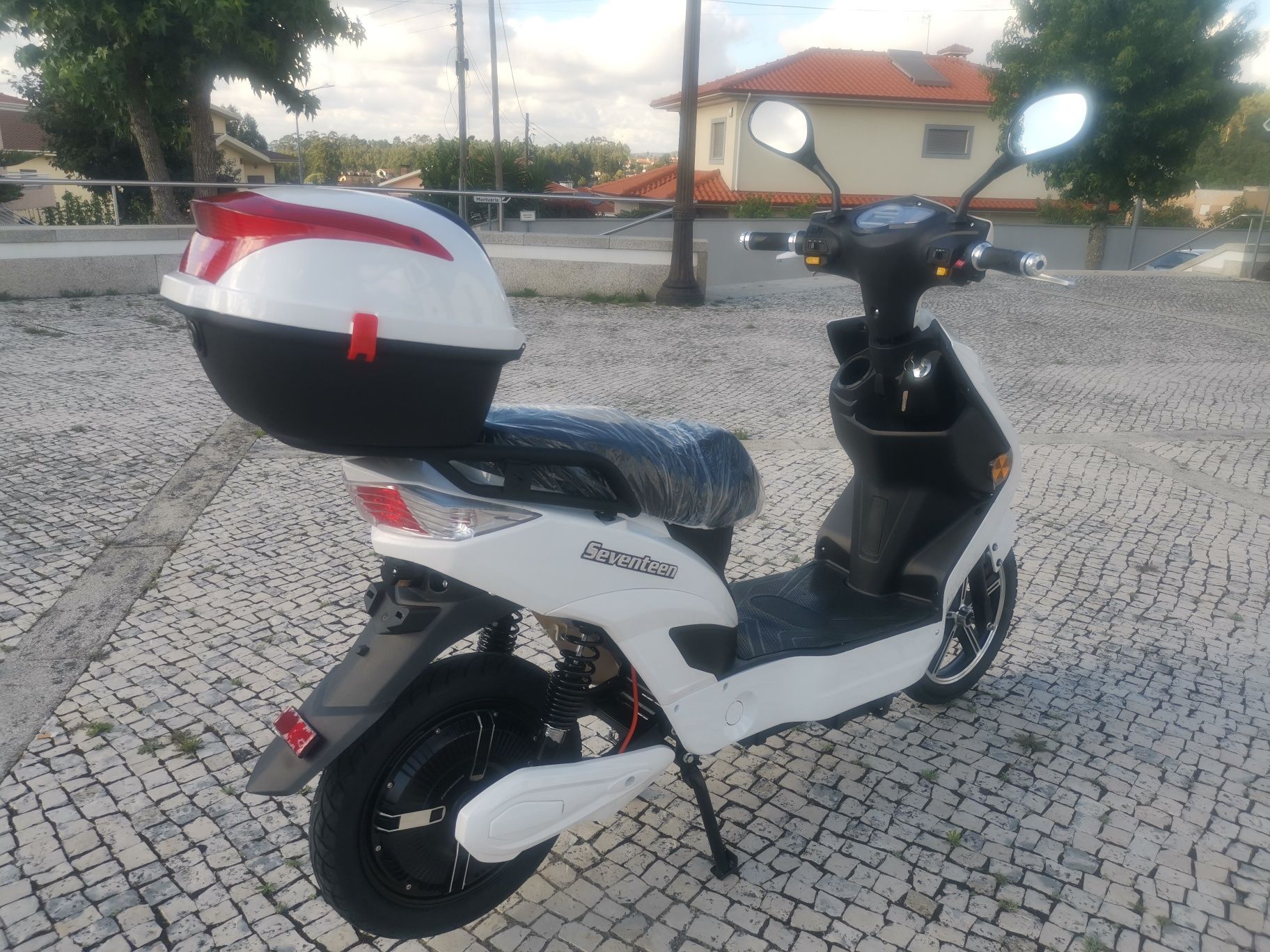 Mota Scooter elétrica bicicleta eléctrica Seventeen 60V 20Ah SLA Lítio