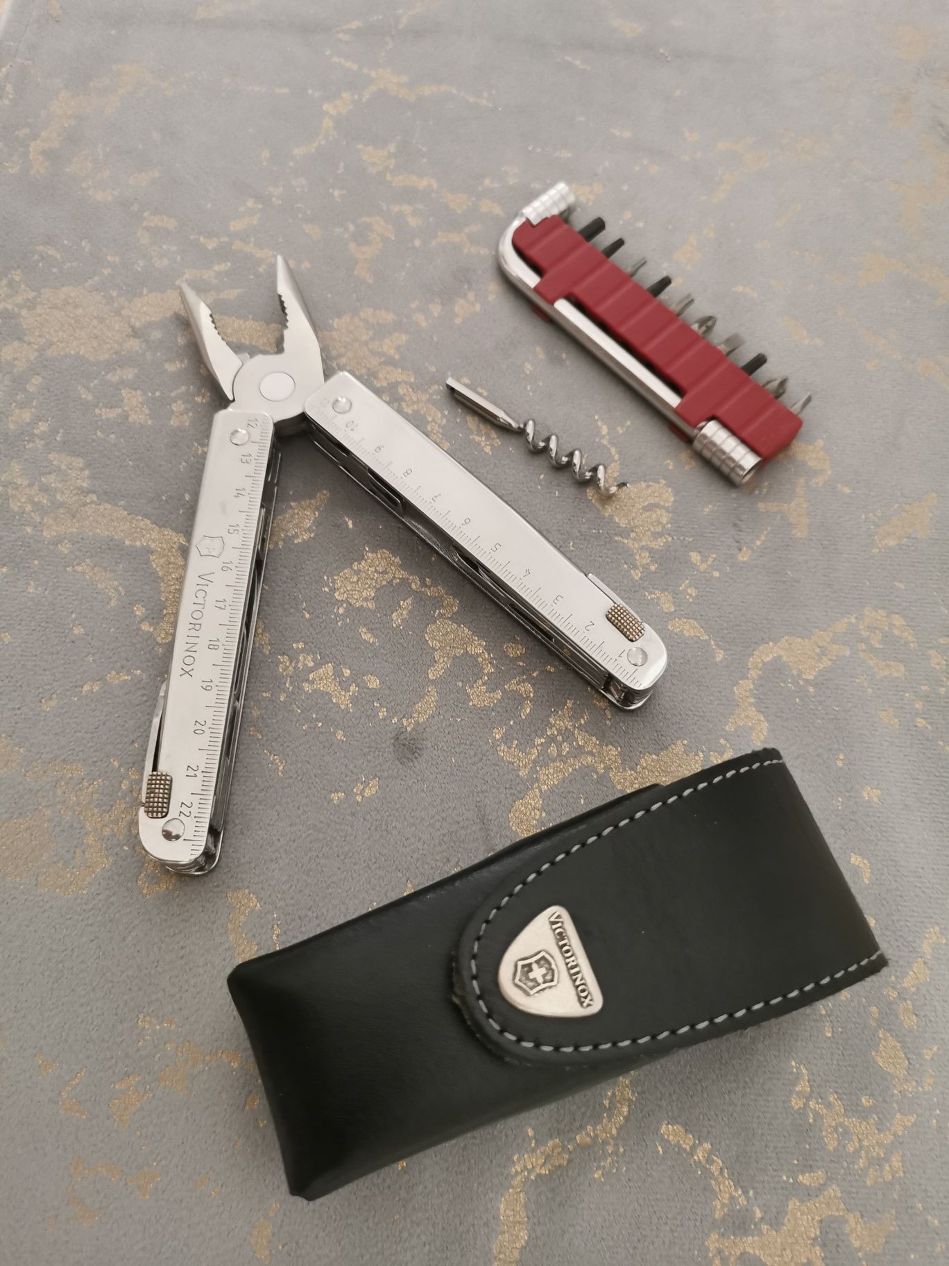 Victorinox Swisstool X (CS).
