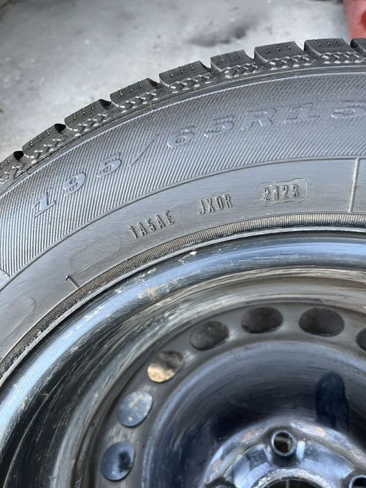 Opony zimowe2023z felgami vw rozstaw śrub112