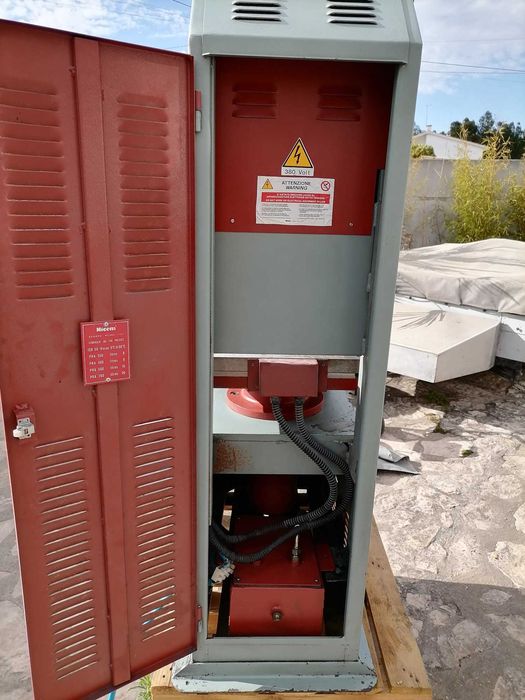 Vendo Prensa hidraulica de 30 Ton