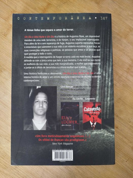 Um Dia e uma Noite e um Dia