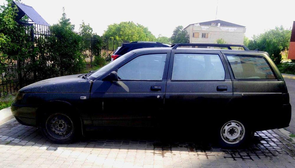 Лада 111 газ бензин 2006. в связи с виездом стоит на консервации