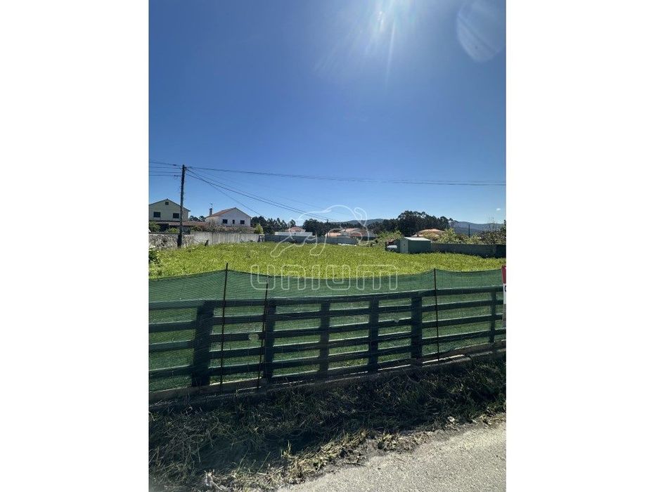 Terreno para construção em Barroselas