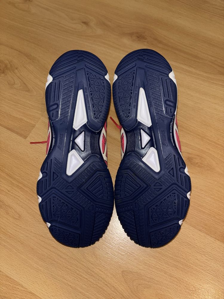 Ténis Modelo ASICS Gel-beyond 5 MT B650N