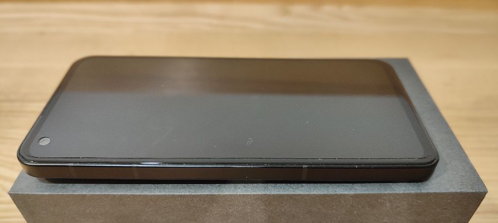 Asus Zenfone 9 + GTATIS, jak iPhone Samsung galaxy