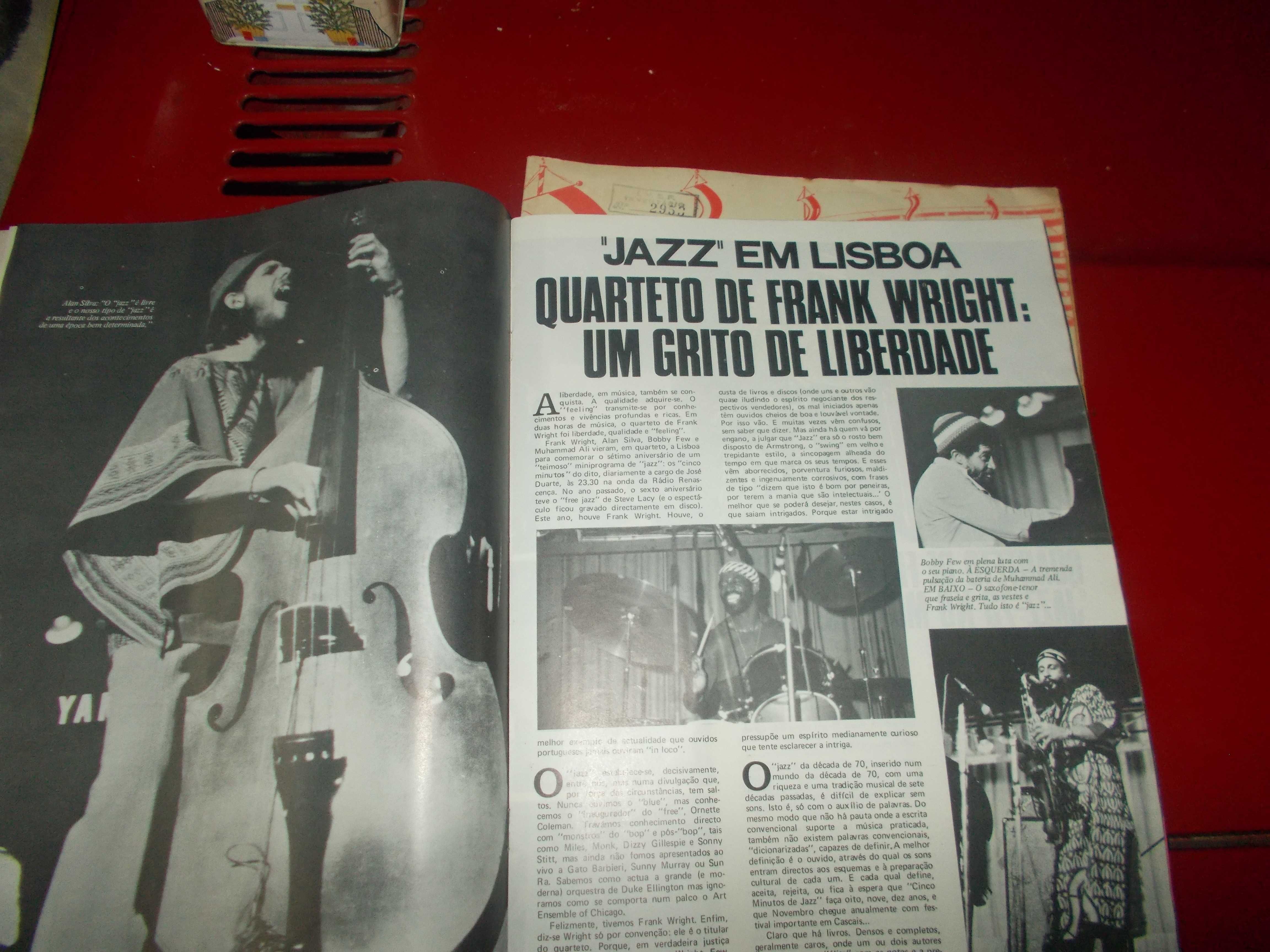 Flama 1973. Fernando Tordo e Poster V. Setúbal.