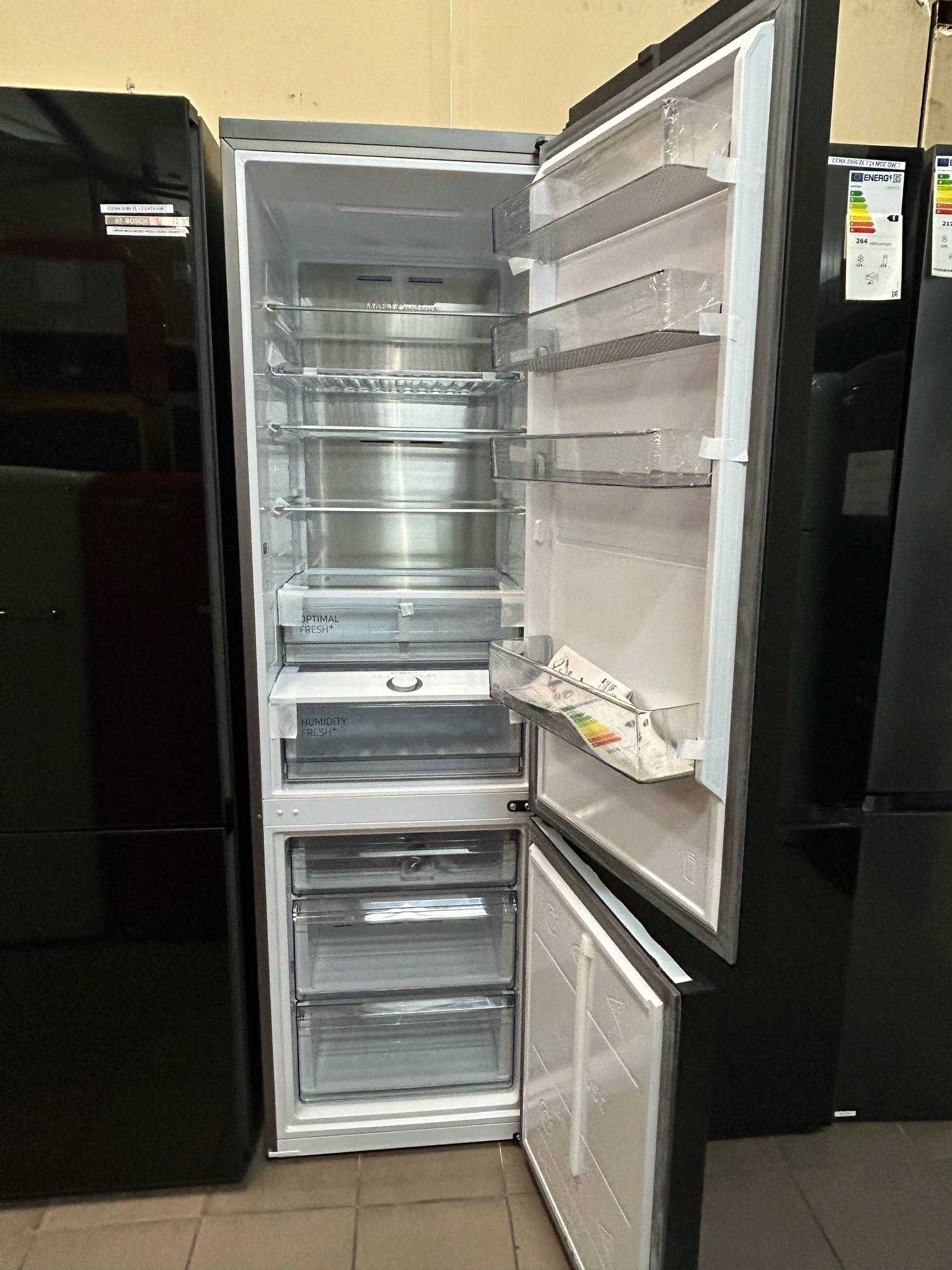 Lodówka Samsung Bespoke RB38C7B5E22 Pełny No Frost 203cm