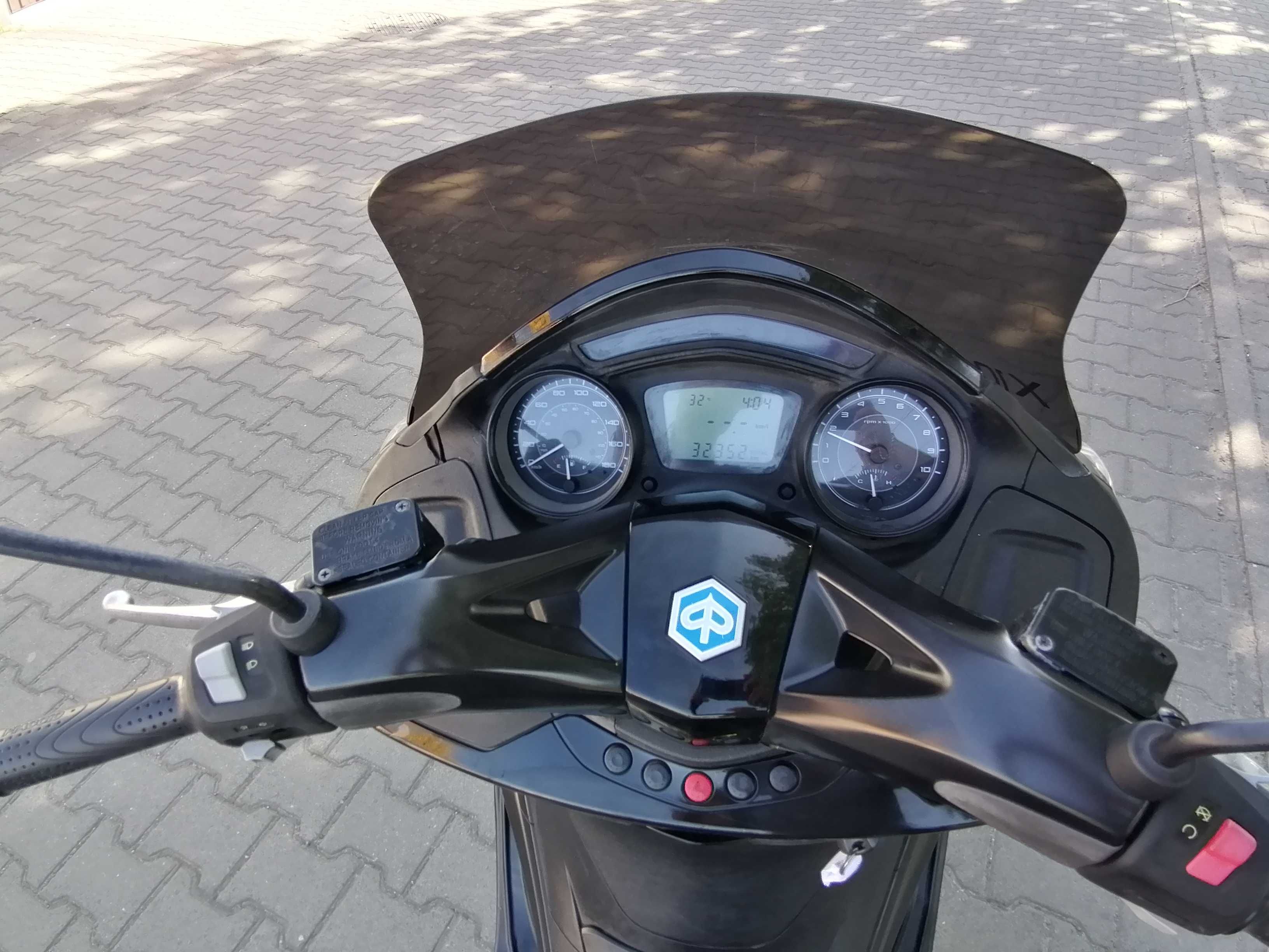 PIAGGIO X10 125ccm 15KM 2014R 32tyś km! Stan BDB! Okazja!