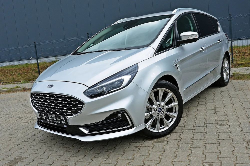 Ford S-Max FORD S-MAX VIGNALE FV23% Skóra FulLed Kamery Masaże  7 osób AUT!!
